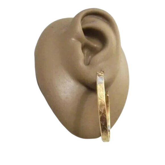 1 3/8 Inch 35mm Shell Hoop Pierced Post Earrings Gold Tone - Picture 2 of 6